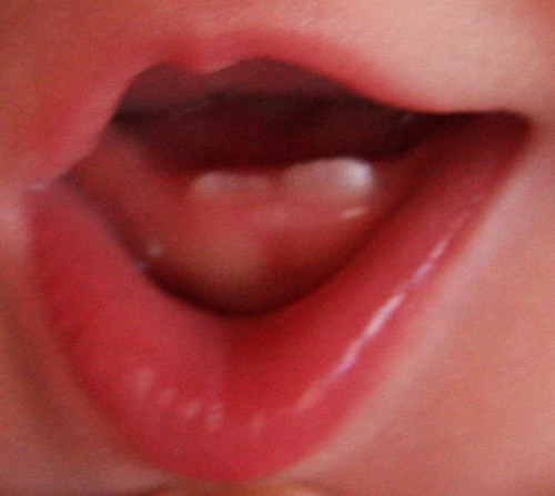 Two bottom teeth! (crop)