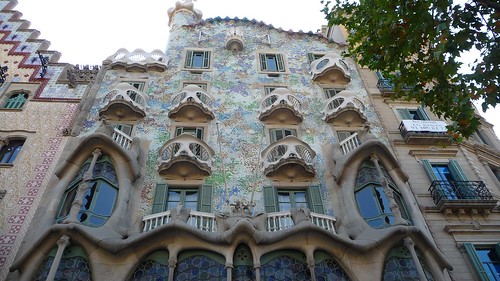 Casa Batlló view from Passeig de Gràcia